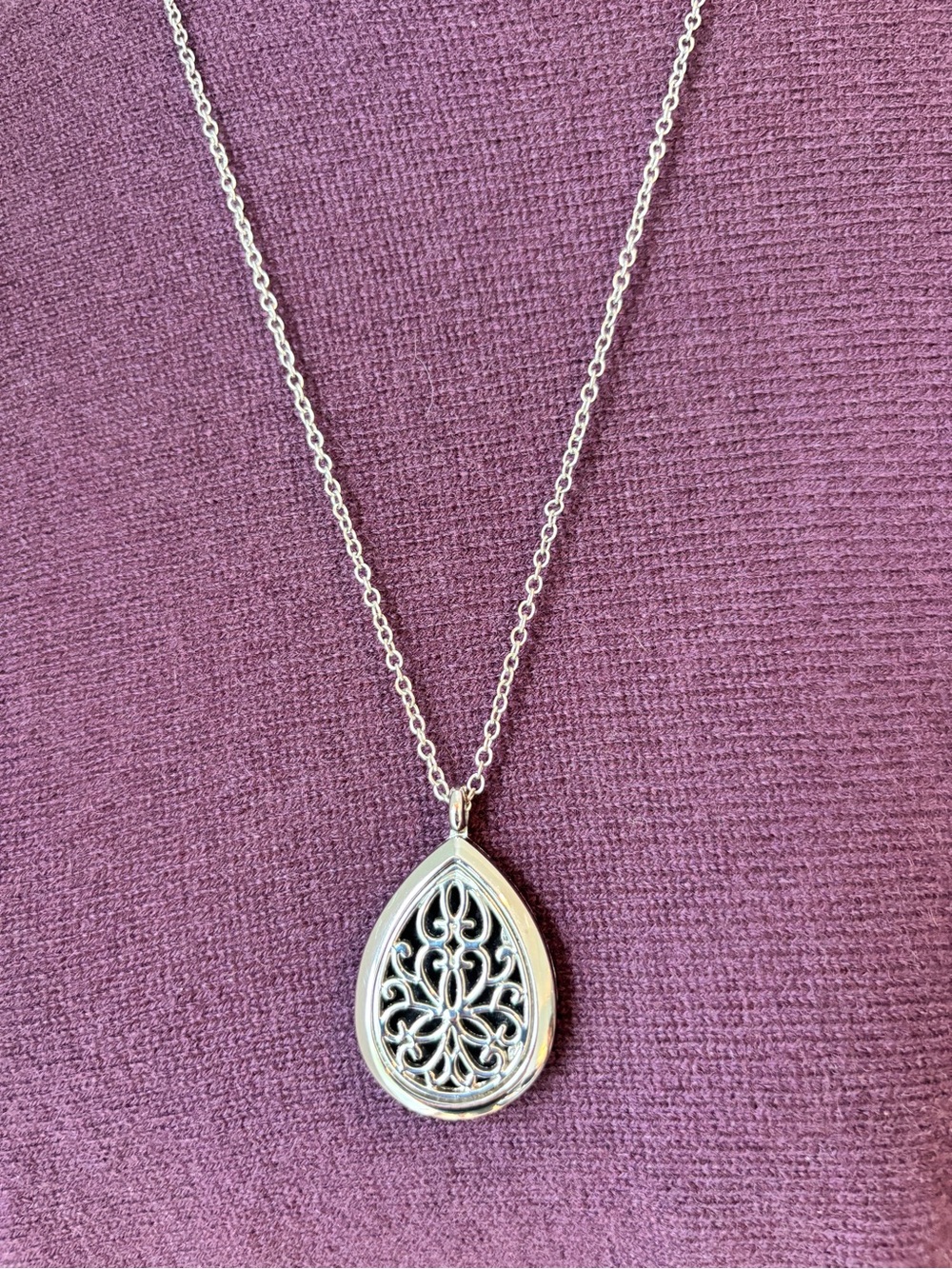 Boho Silver Filigree Teardrop Necklace - Picture 2 of 9
